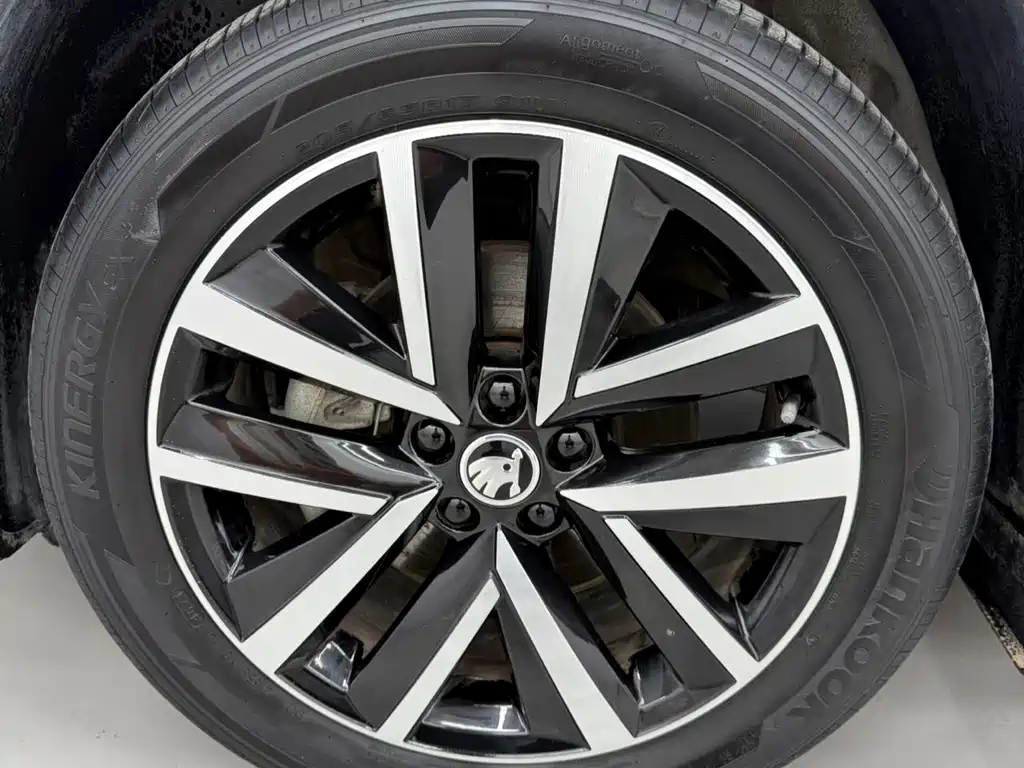 Skoda Kamiq 2022 — фото 18