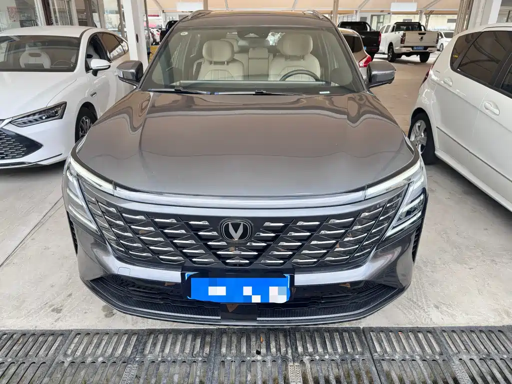 Changan CS75 PLUS 2024 — фото 2