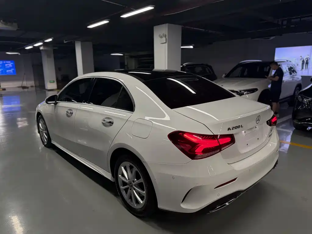 Mercedes-Benz A-Class 2019 — фото 5
