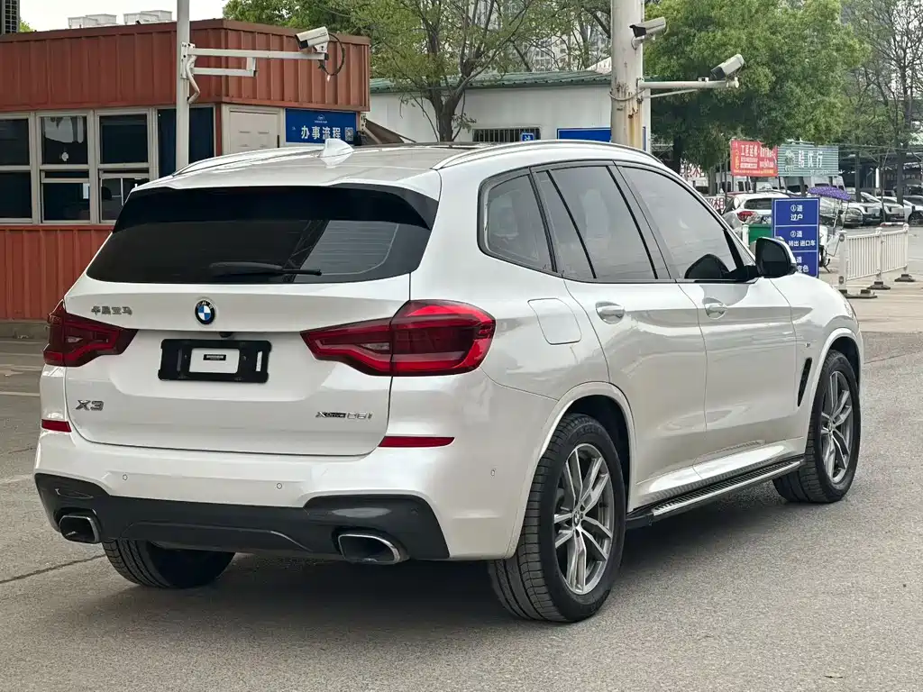BMW X3 2018 — фото 9