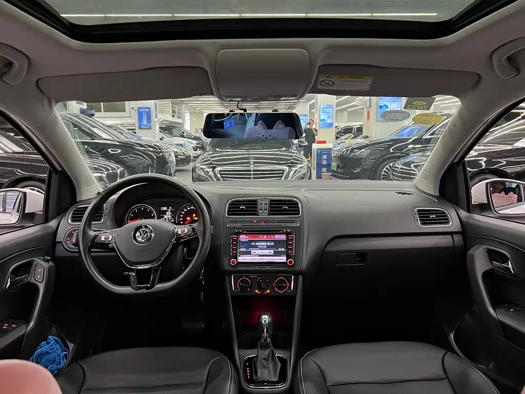 Volkswagen Polo 2016