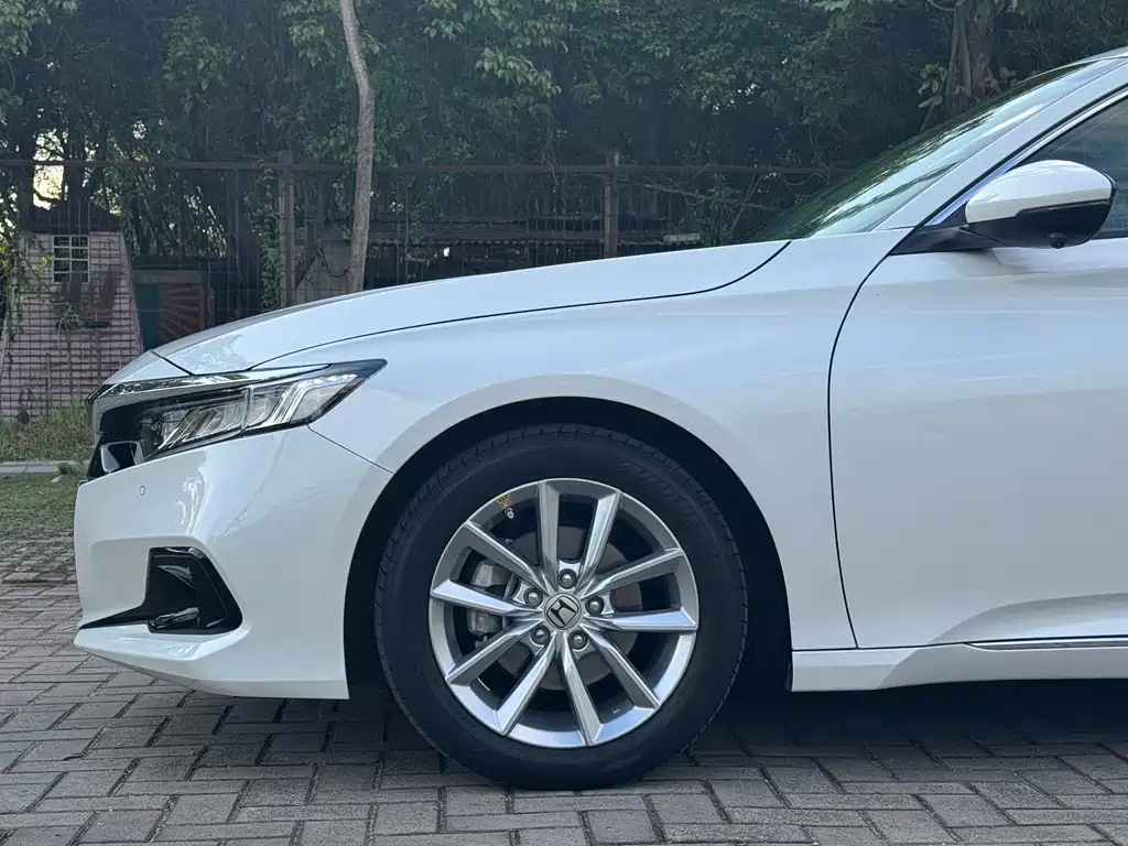 Honda Accord 2021 — фото 13