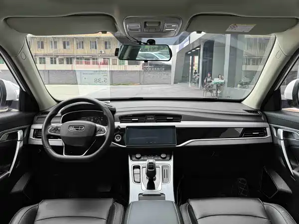 Geely Boyue 2021