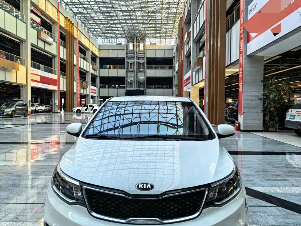 Kia K2 2016 — фото 2