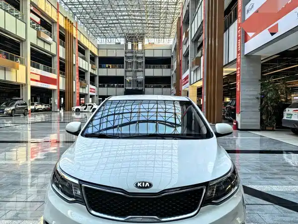 Kia K2 2016
