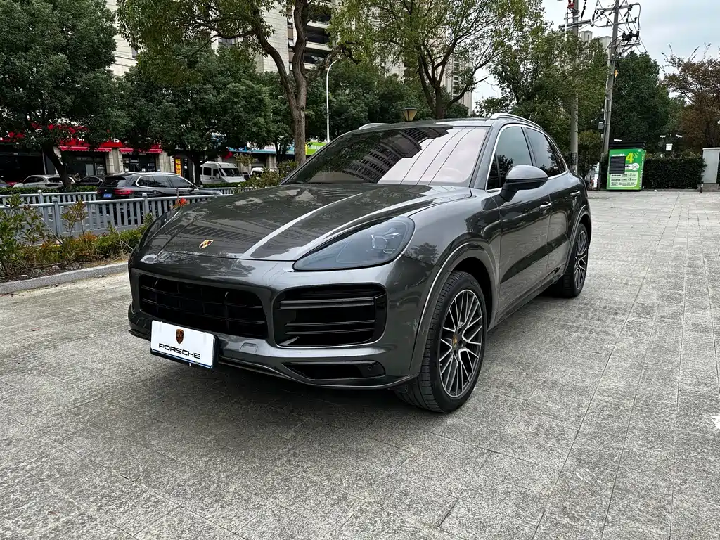 Porsche Cayenne 2019 — фото 3