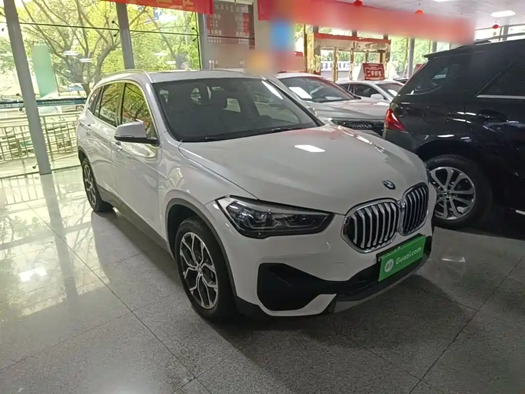 BMW X1 2021 — фото 4