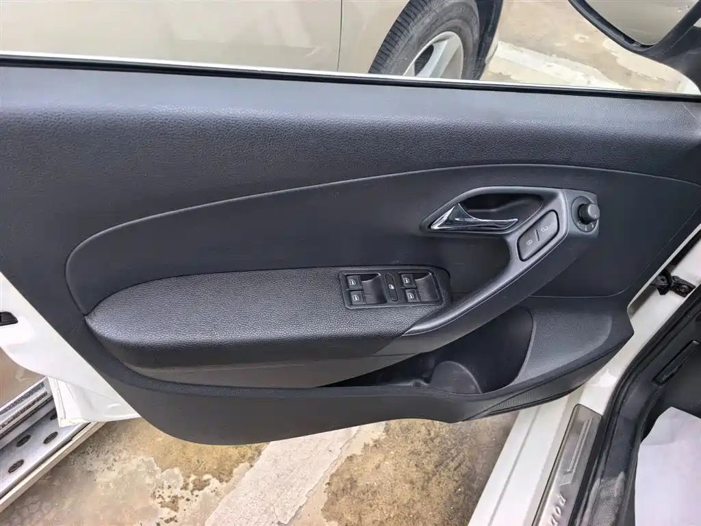 Volkswagen Polo 2013