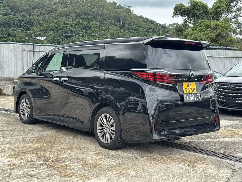 Toyota Alphard 2026 — фото 17