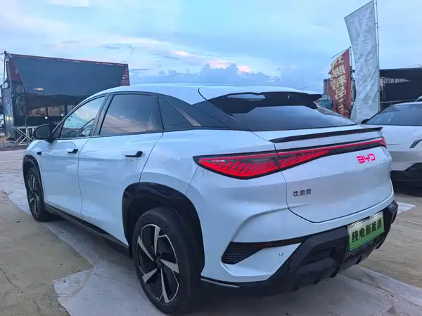 BYD Sealion 07 EV 2025