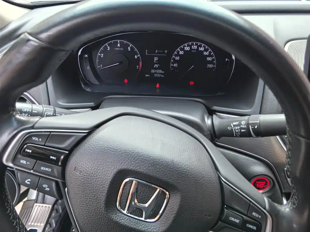 Honda Accord 2019 — фото 13