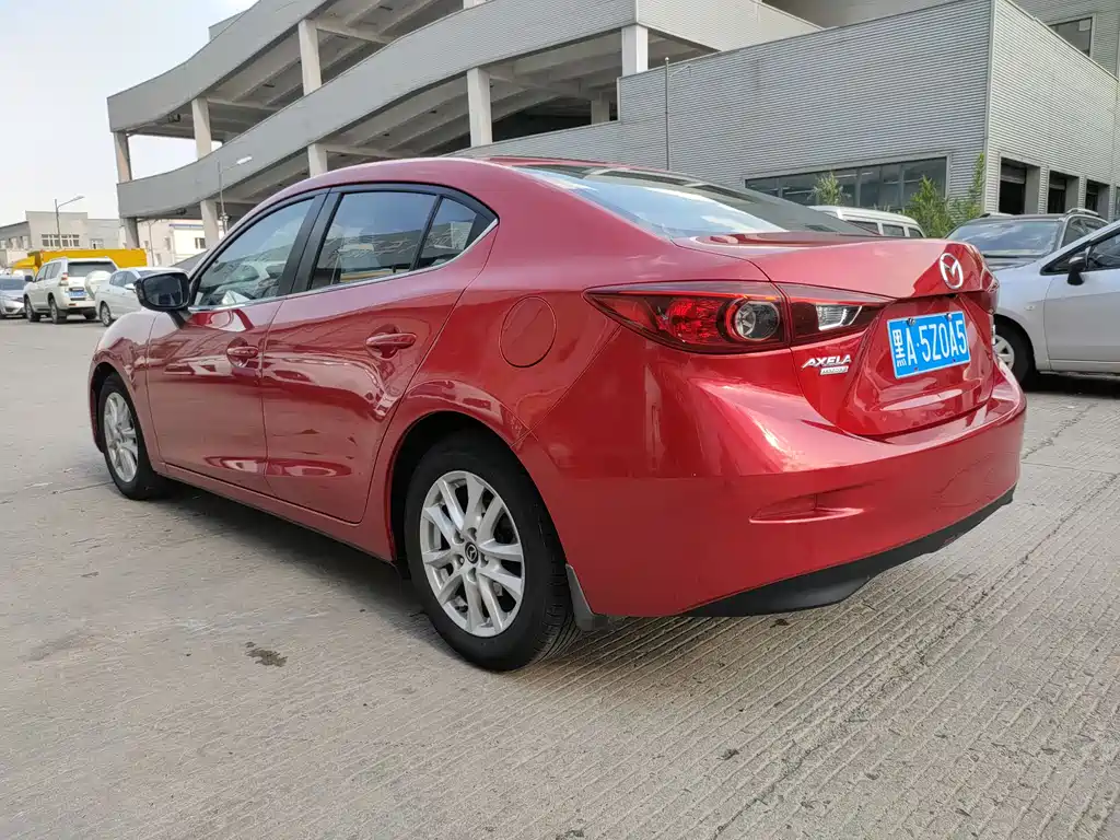 Mazda 3 Axela 2016 — фото 16
