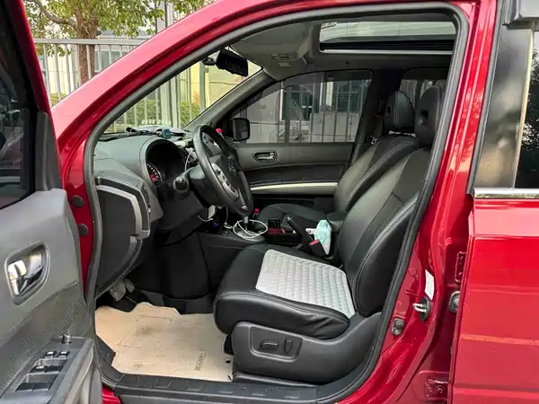 Nissan X-Trail 2011