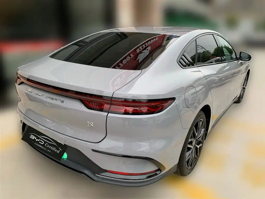 BYD Han 2025 — фото 2
