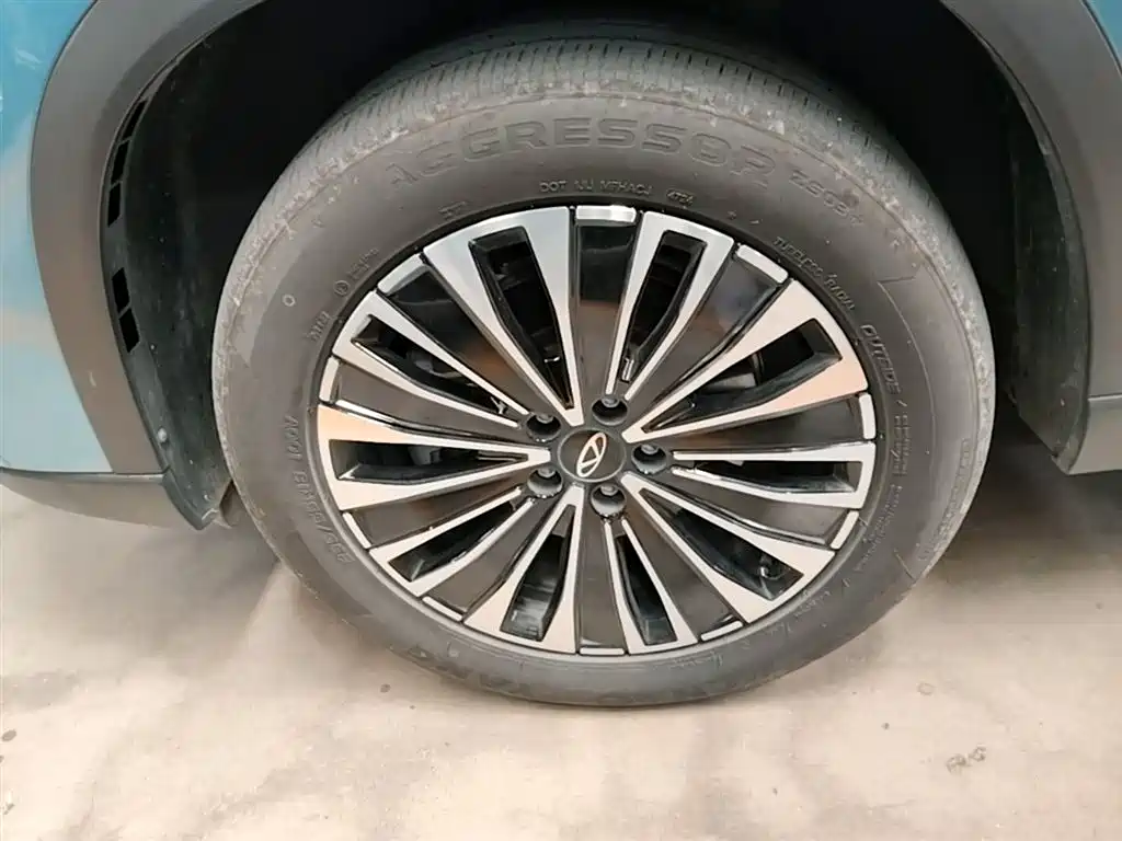 Chery Tiggo 8 PLUS C-DM 2025 — фото 23