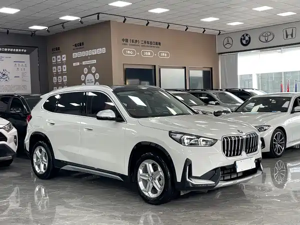 BMW X1 2023