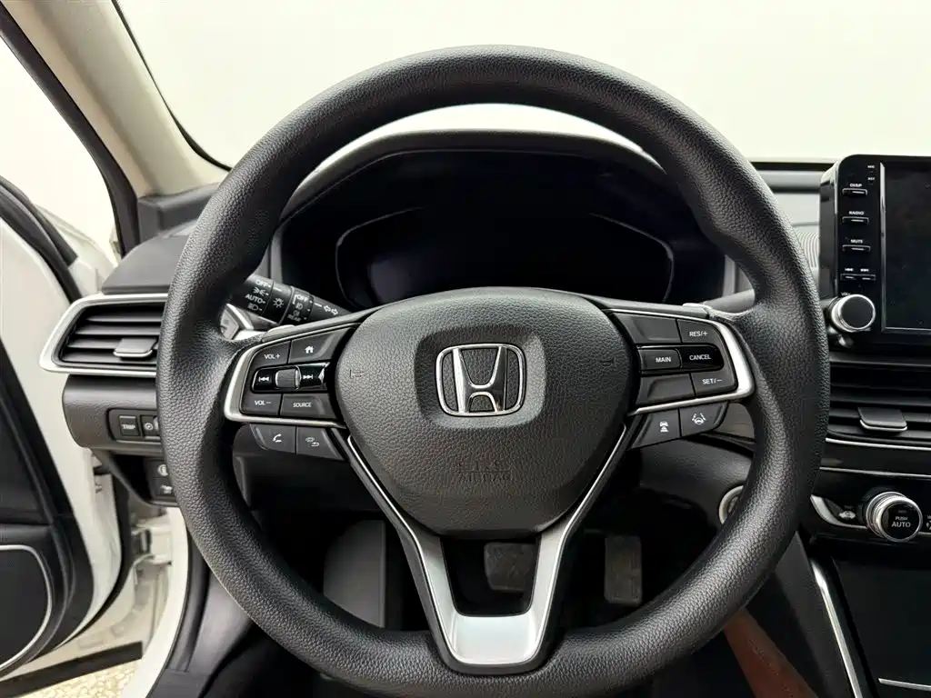 Honda Inspire 2021 — фото 7