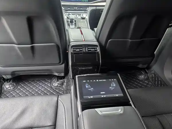 Hongqi H9 2023