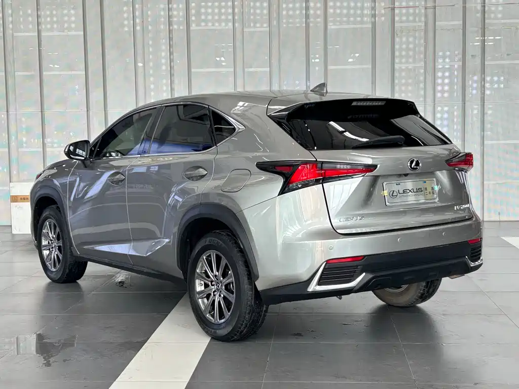 Lexus NX 2020 — фото 7
