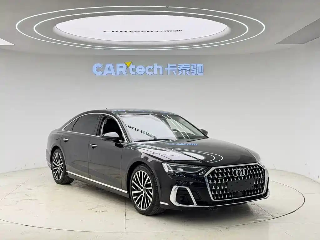 Audi A8 2023 — фото 3