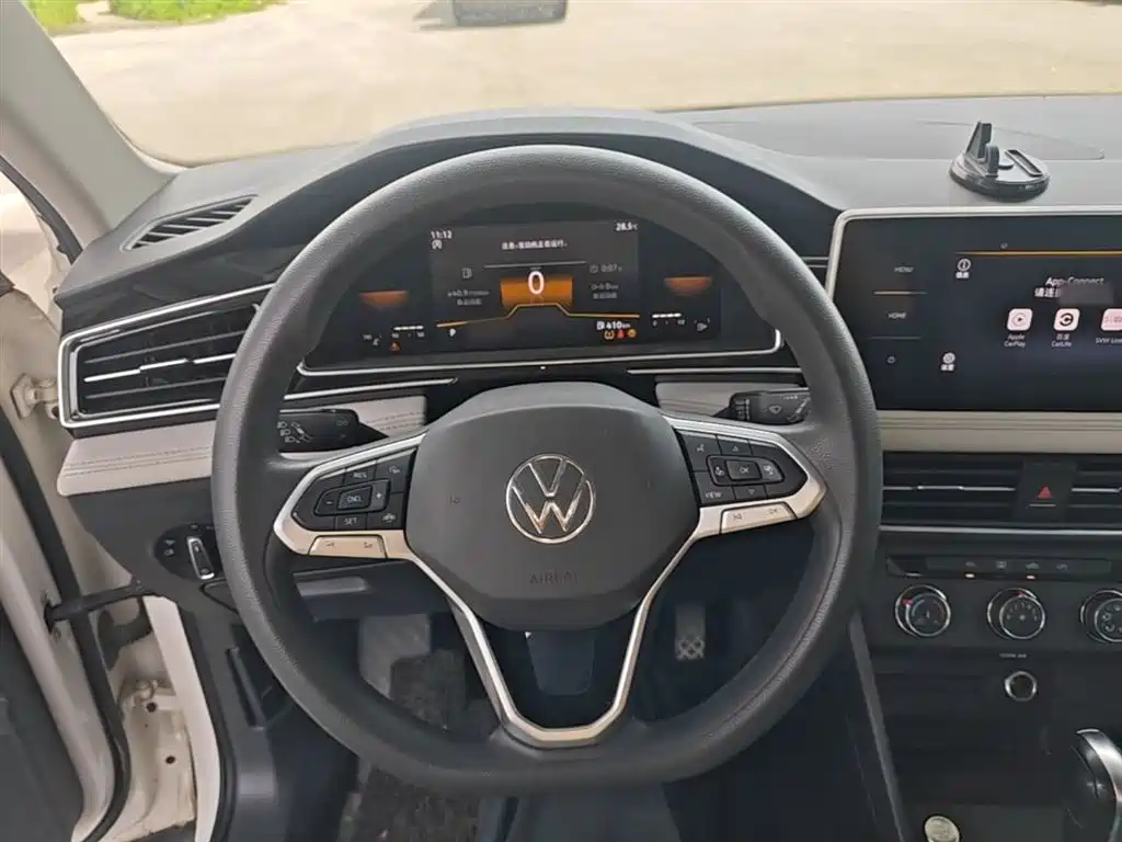 Volkswagen Tiguan L 2022 — фото 11