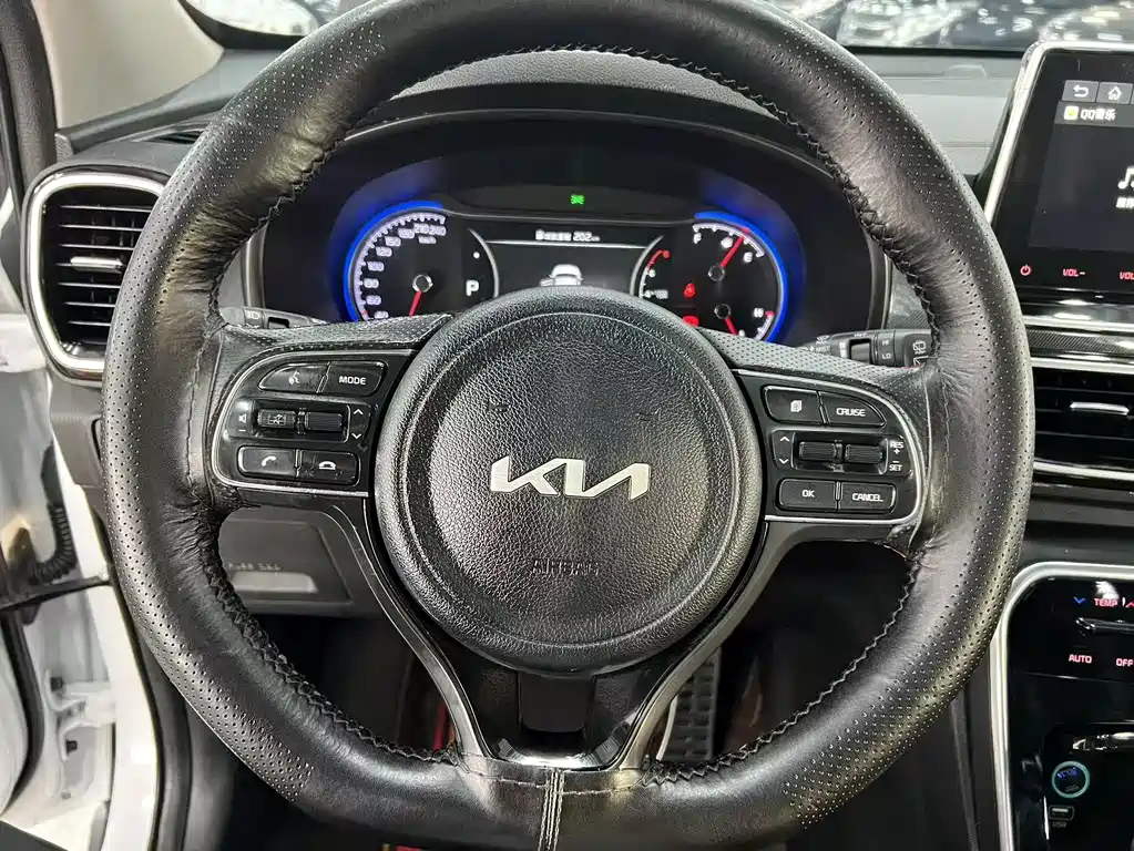 Kia KX5 2022 — фото 12