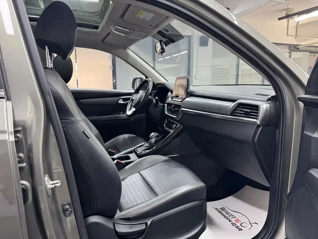Kia Sportage 2021 — фото 11