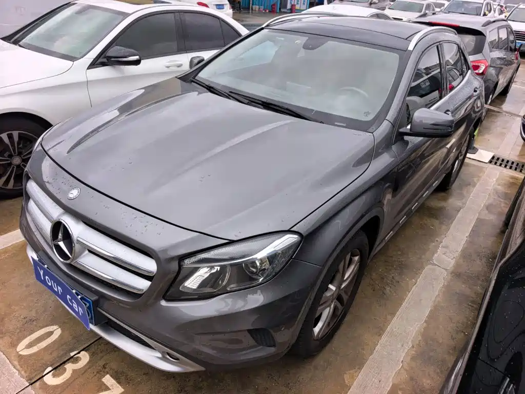 Mercedes-Benz GLA 2015 — фото 1