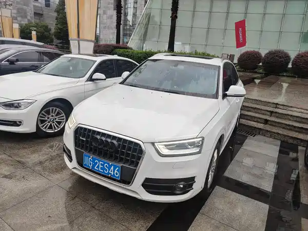Audi Q3 2014