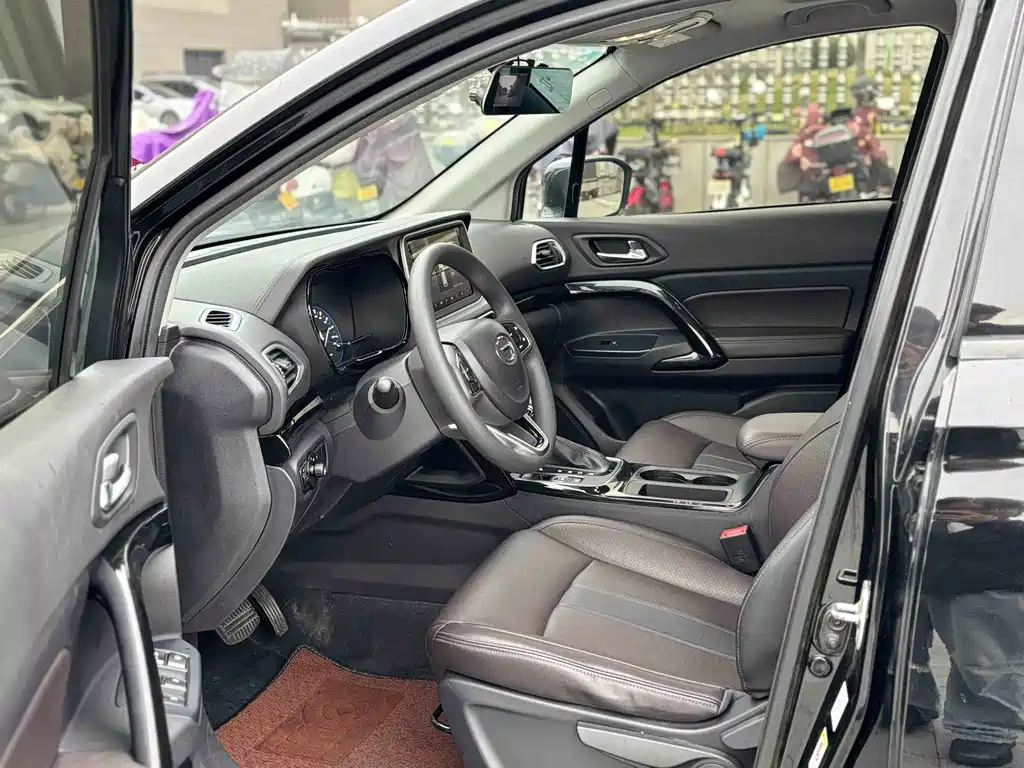 GAC Motor Trumpchi GS4 2019 — фото 4