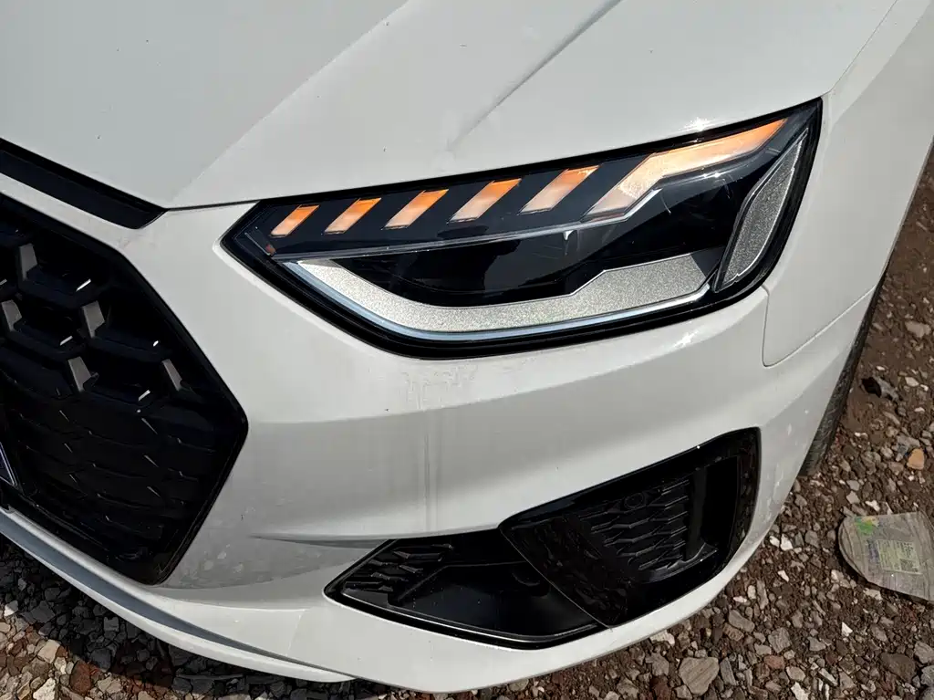 Audi A4L 2020