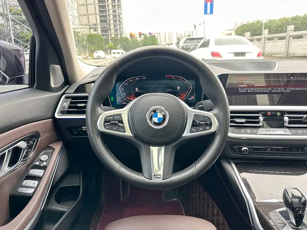 BMW 3 Series 2020 — фото 11