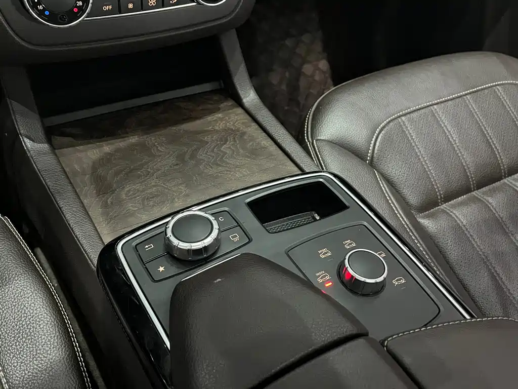 Mercedes-Benz GLE 2017 — фото 14