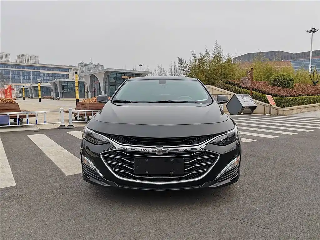 Chevrolet Malibu XL 2021 — фото 3