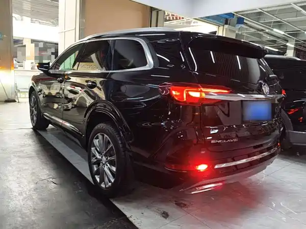 Buick Enclave 2023