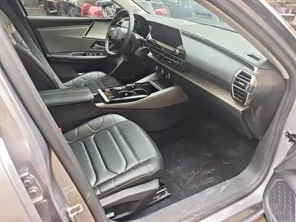Citroën Versailles C5 X 2022