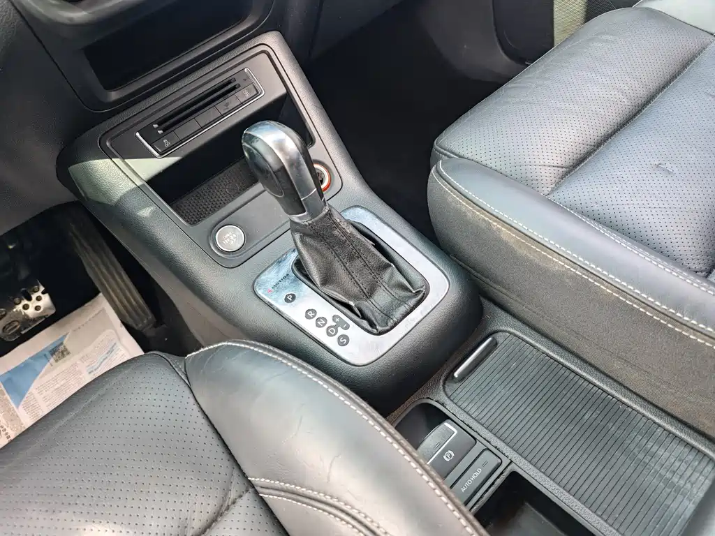 Volkswagen Tiguan 2016 — фото 13