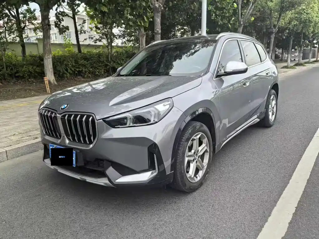 BMW X1 2023 — фото 1