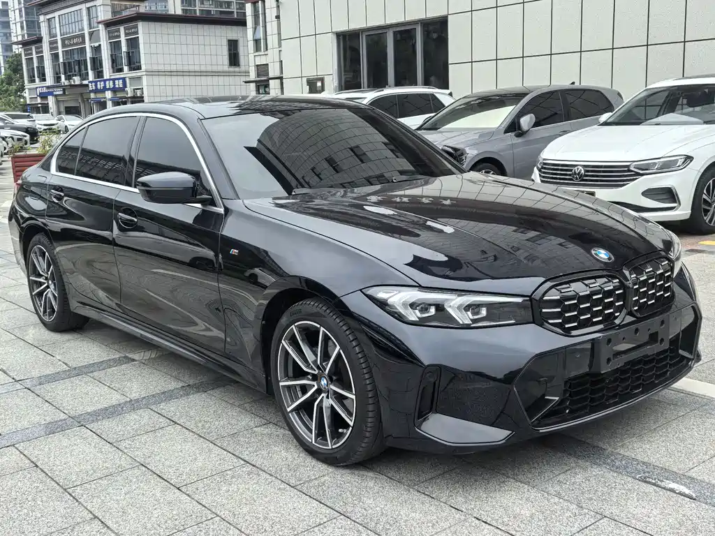 BMW 3 Series 2023
