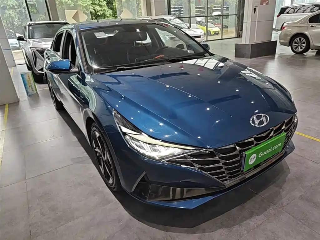 Hyundai Elantra 2021 — фото 4