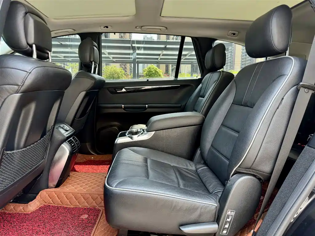 Mercedes-Benz R-Class 2015 — фото 13