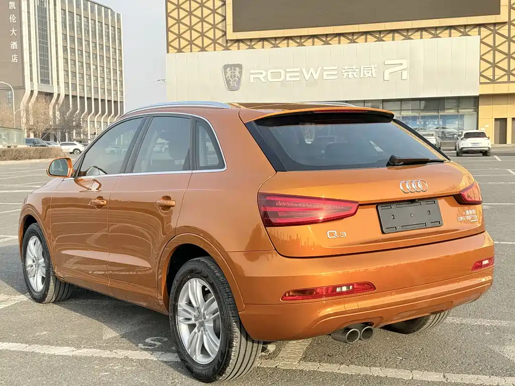 Audi Q3 2015 — фото 7