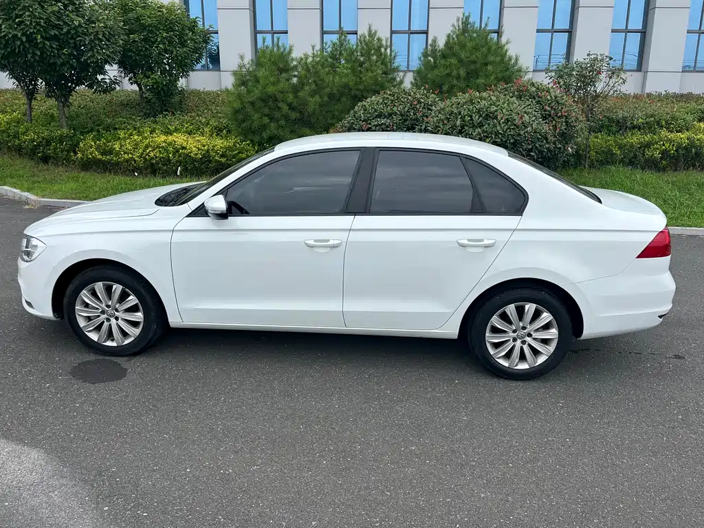 Volkswagen Bora 2021