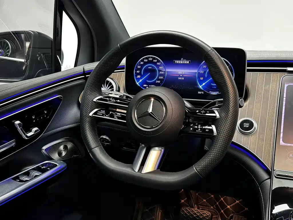 Mercedes-Benz EQE SUV 2025 — фото 15