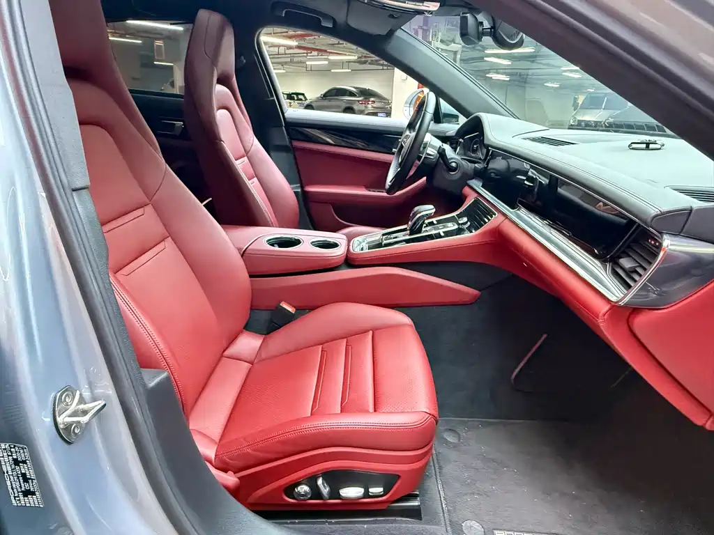 Porsche Panamera 2020