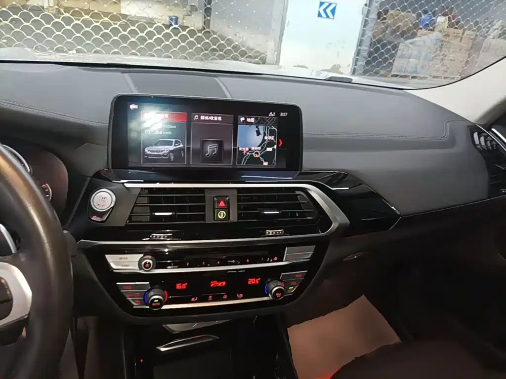 BMW X3 2019 — фото 10