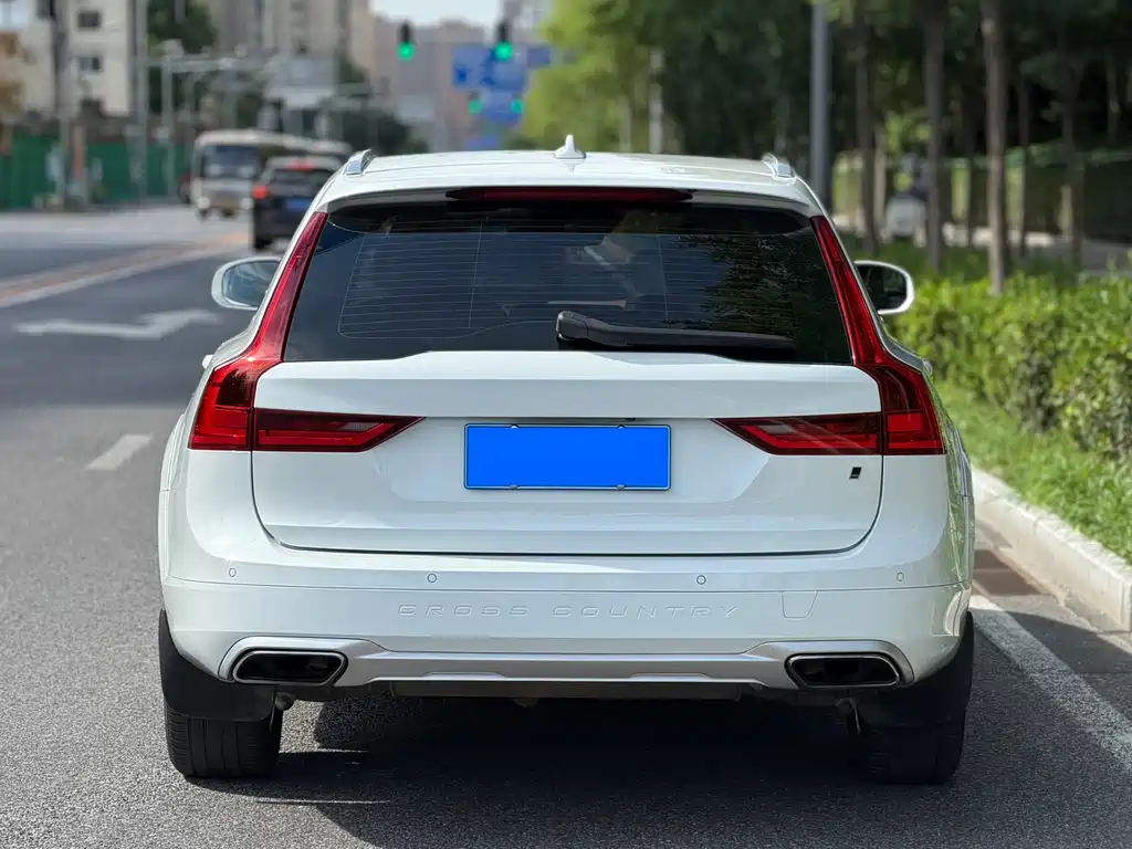 Volvo V90 2019