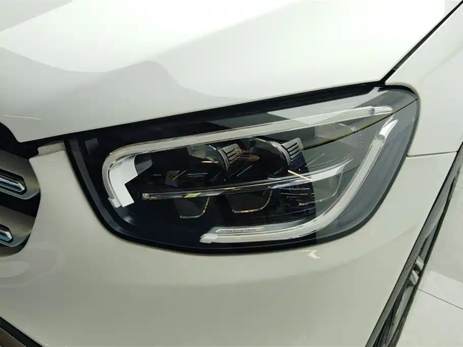 Mercedes-Benz GLC 2021