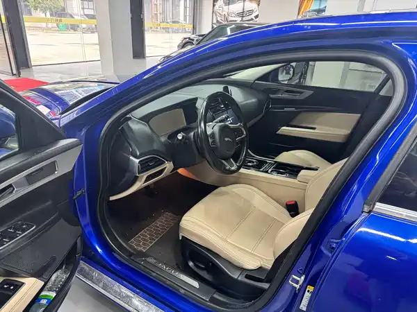 Jaguar XEL 2018