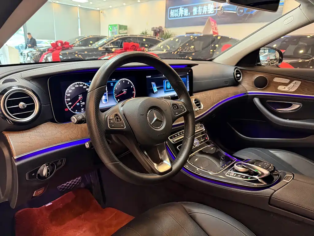 Mercedes-Benz E-Class 2017 — фото 10